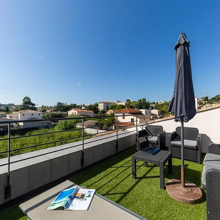 Escapade Ensoleillee Avec Piscine Et Jacuzzi - Mathis Cote D'azur * Αντίμπ