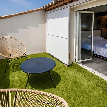 Escapade Ensoleillee Avec Piscine Et Jacuzzi - Mathis Cote D'azur Αντίμπ